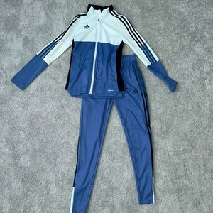 Adidas sweat suit